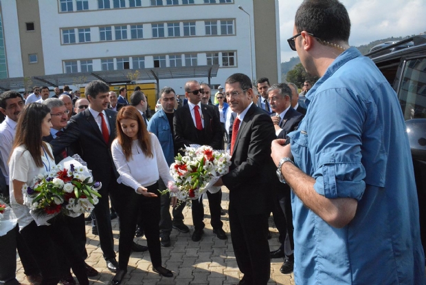 DR. CANİKLİ, BU UNVANI HAK ETTİ