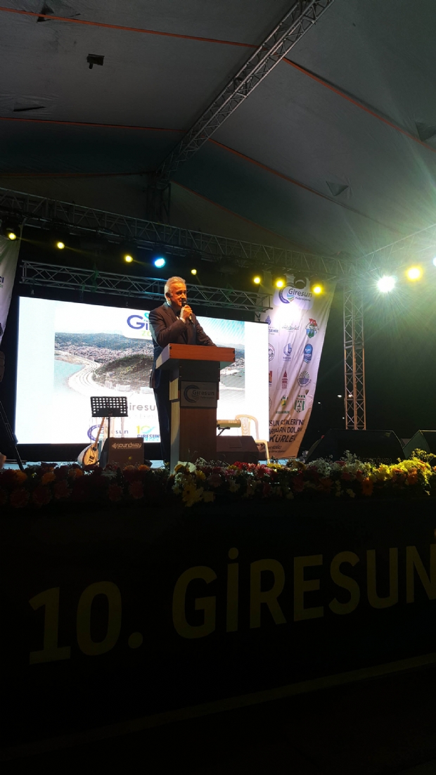 GİRESUNLULAR YENİKAPI'YI AYAĞA KALDIRDI