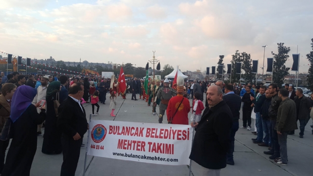 GİRESUNLULAR YENİKAPI'YI AYAĞA KALDIRDI