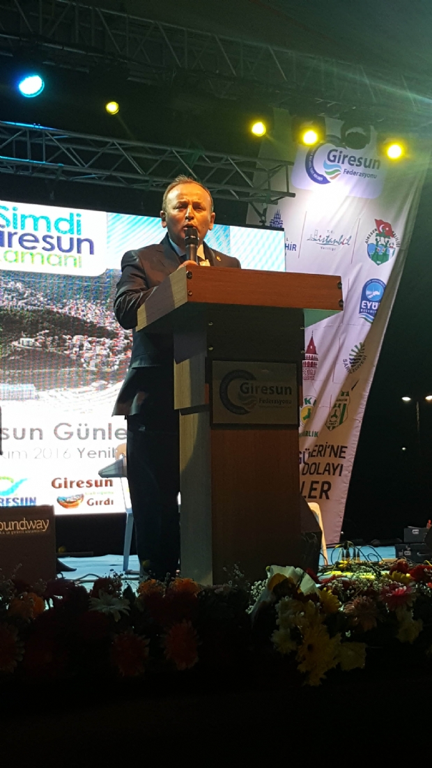 GİRESUNLULAR YENİKAPI'YI AYAĞA KALDIRDI