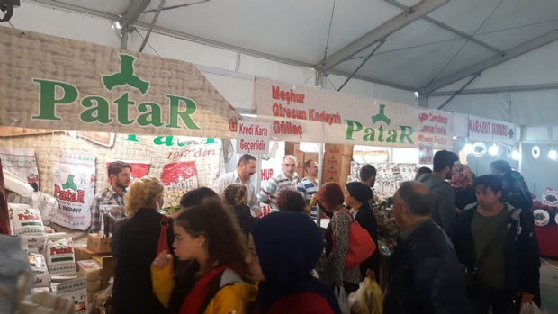 GİRESUNLULAR YENİKAPI'YI AYAĞA KALDIRDI