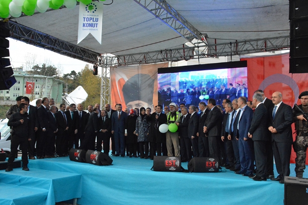 ÇOTANAK ARENA İÇİN GÖRKEMLİ TÖREN