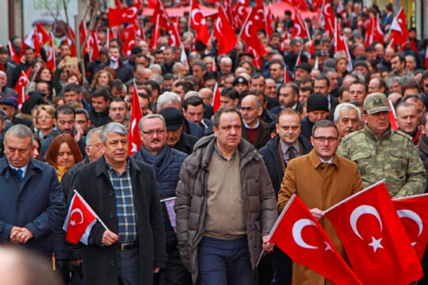 GİRESUN TERÖRE KARŞI TEK YÜREK OLDU