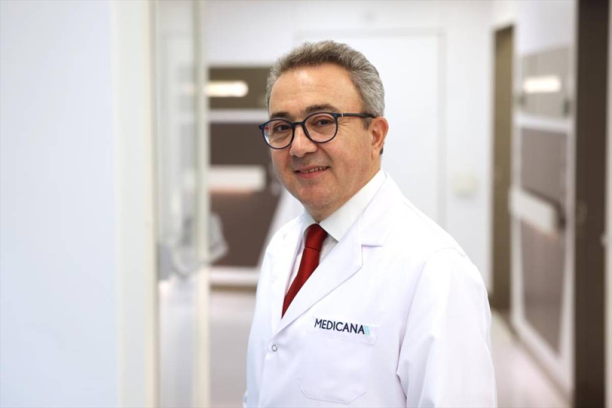 Ateşli çocuğa kalın giysiler giydirmek iyileşme sürecini olumsuz etkiliyor