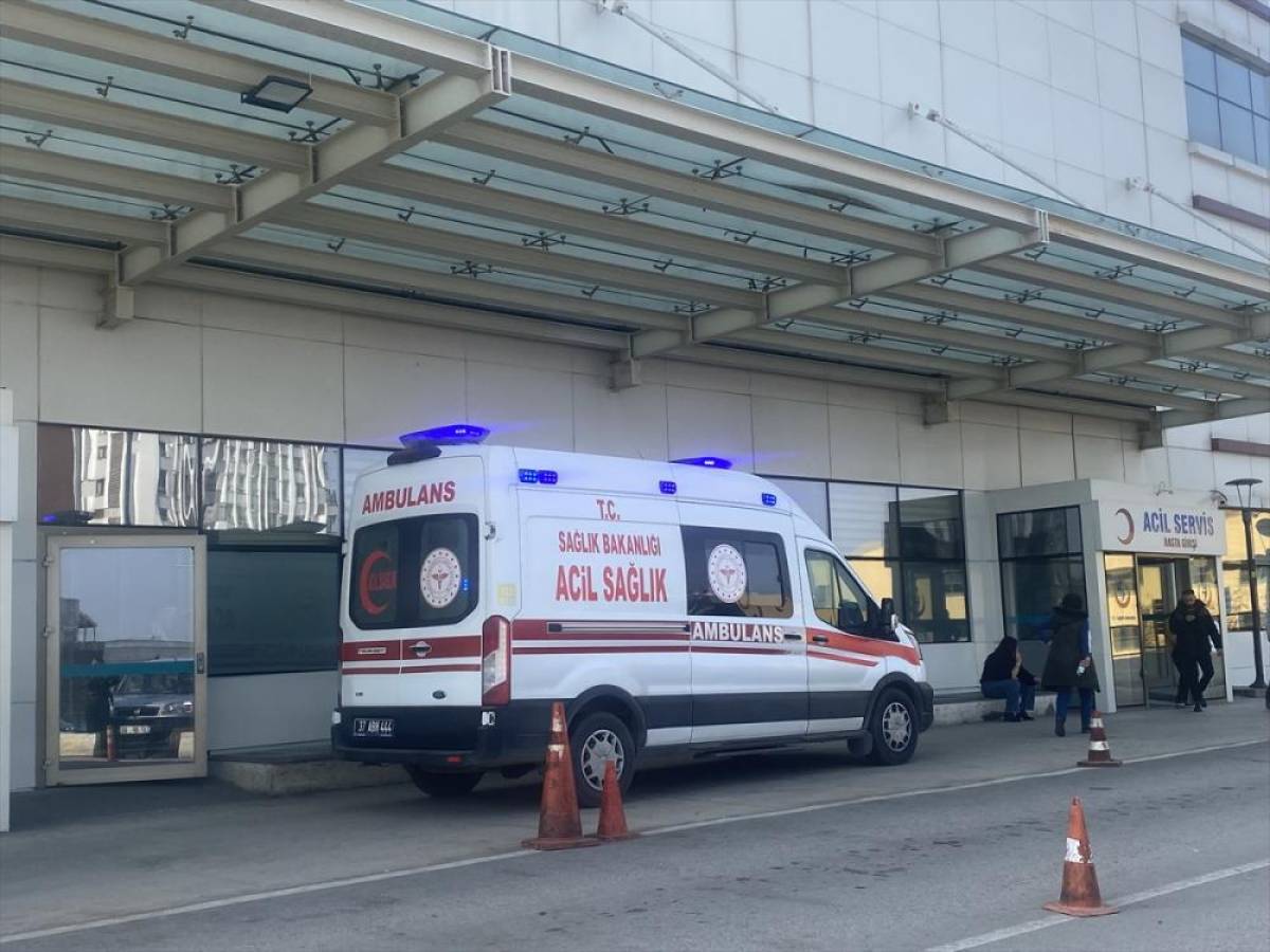 Kastamonu'da kamyonun çarptığı otomobilin sürücüsü yaralandı