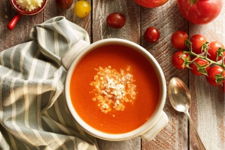 Hazır &ccedil;orba uyarısı: Tuz ve proteine dikkat edilmeli