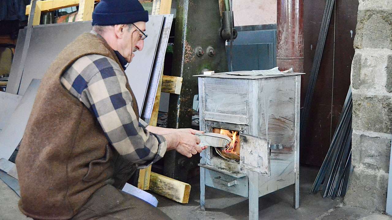 Sobaları ile insanları ısıtıp, yemeklerine lezzet katıyor