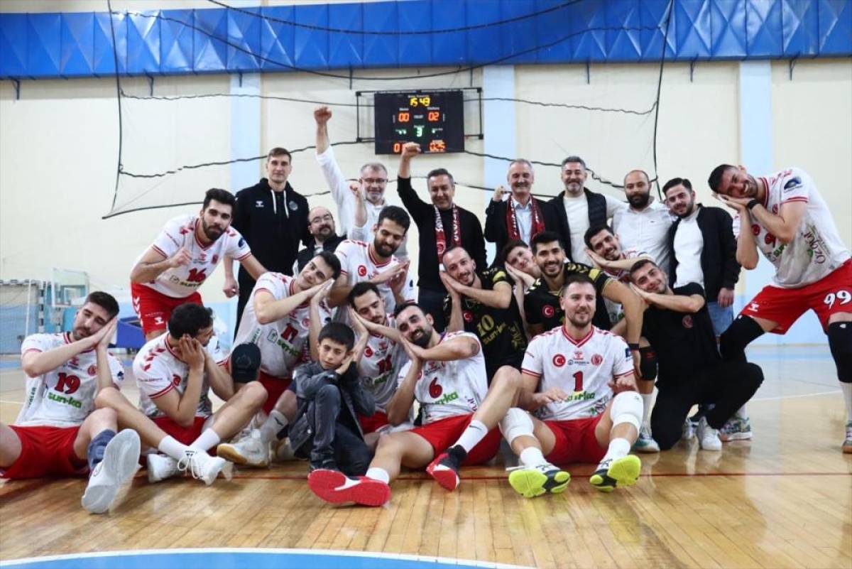 Voleybol: Arabica Coffee House Erkekler 1. Ligi