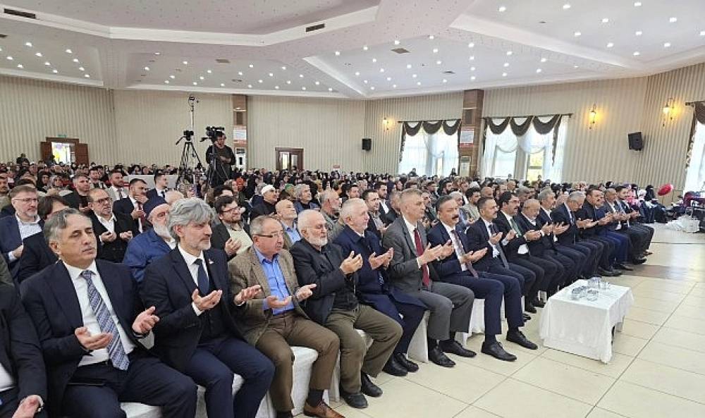 G&ouml;lc&uuml;k'te Hafızlık Heyecanı: 41 Gen&ccedil; Hafız İcazetini Aldı