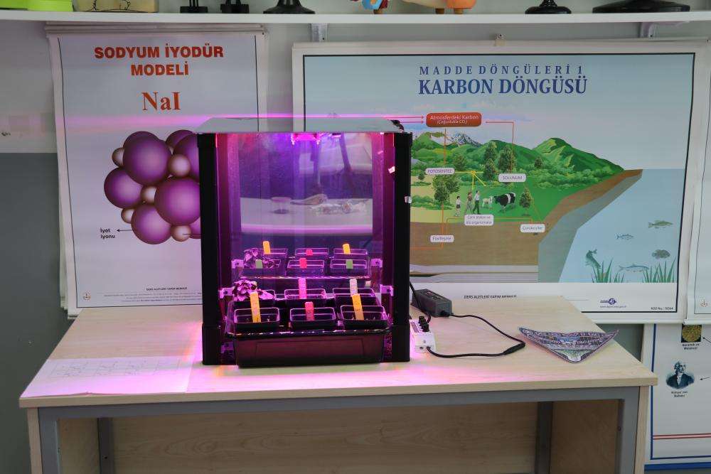 Uzayda gıda ürünleri yetiştirmek için deneyler yapıyorlar!