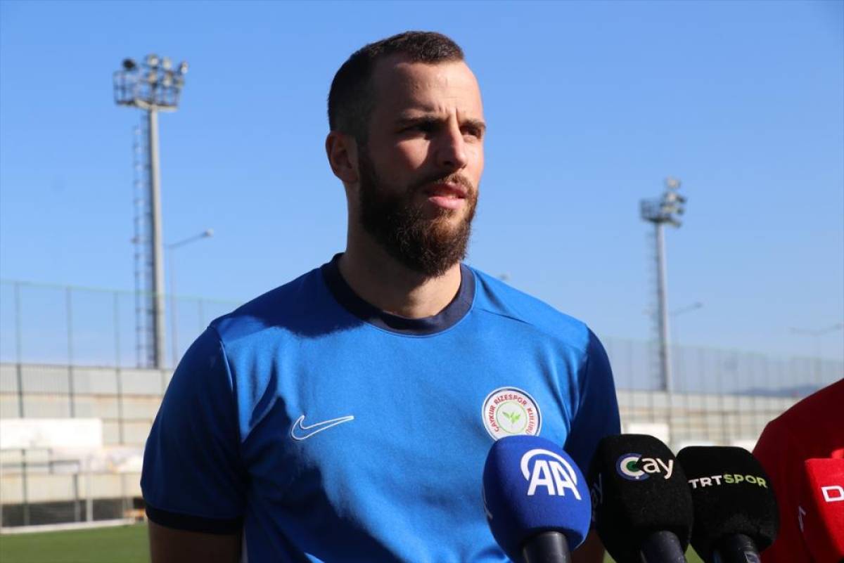 Çaykur Rizesporlu futbolcu Jurecka, Fenerbahçe maçı öncesi değerlendirmede bulundu: