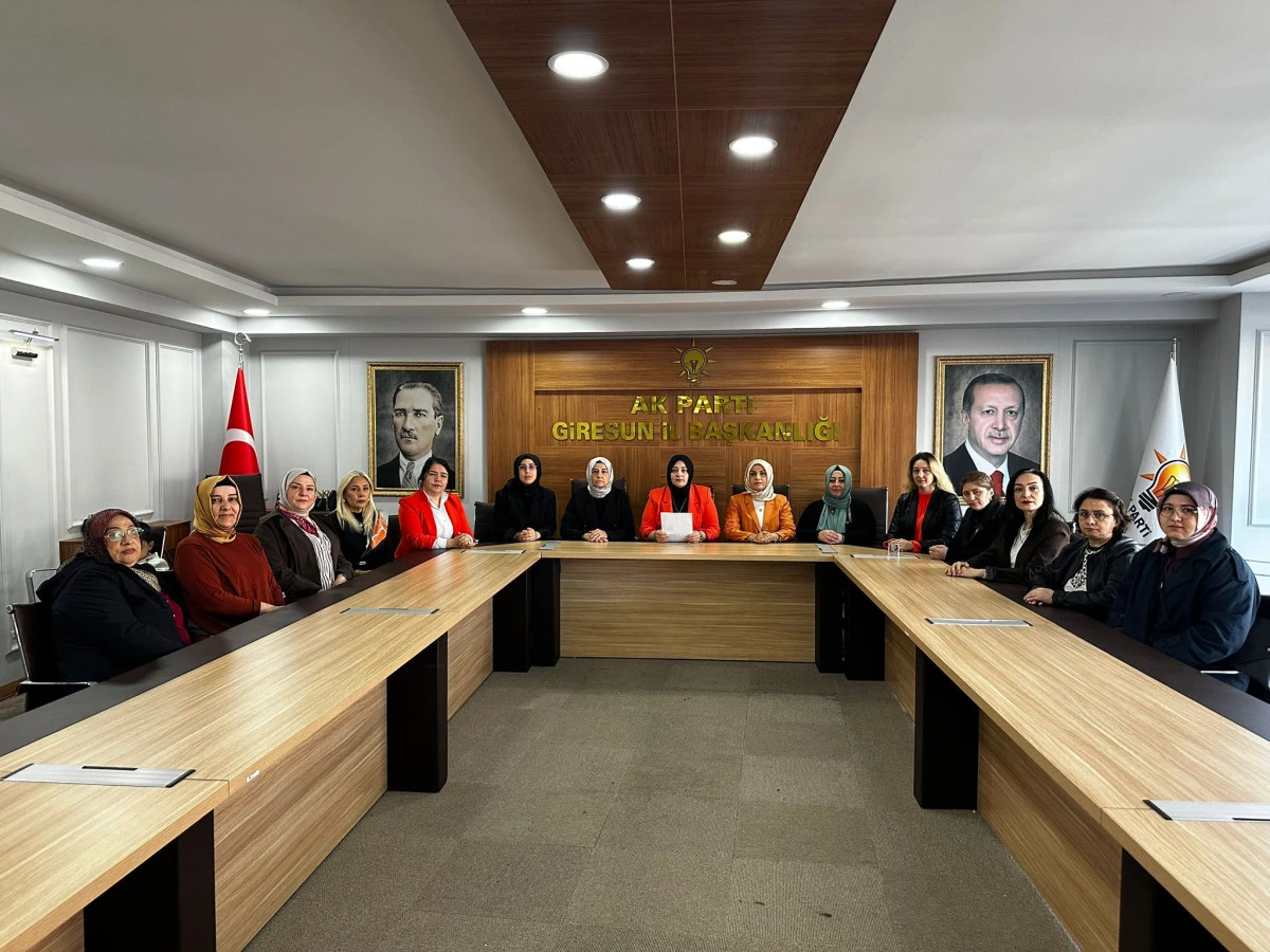AK Parti Giresun Kadın Kolları’ndan 25 Kasım mesajı