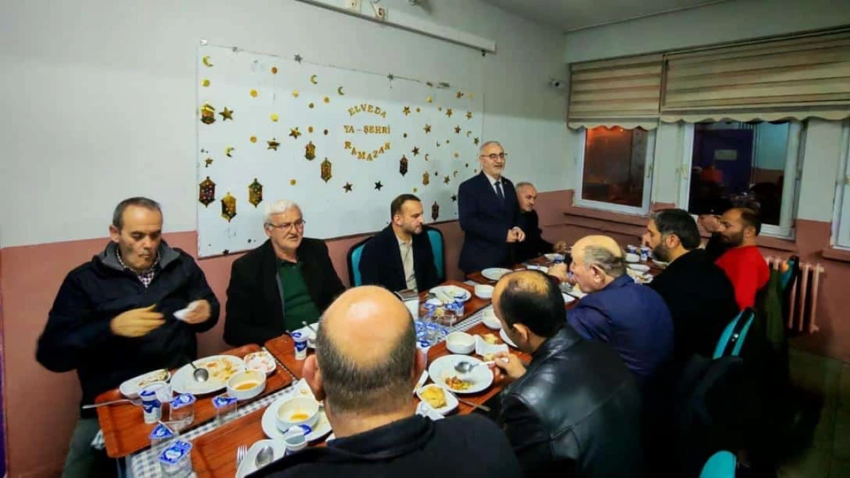 Bulancak Bozat Yatılı B&ouml;lge Ortaokulu&rsquo;nda Aile İftarı D&uuml;zenlendi