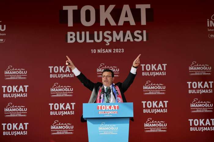 Ekrem İmamoğlu, Tokat'ta vatandaşlarla buluştu 