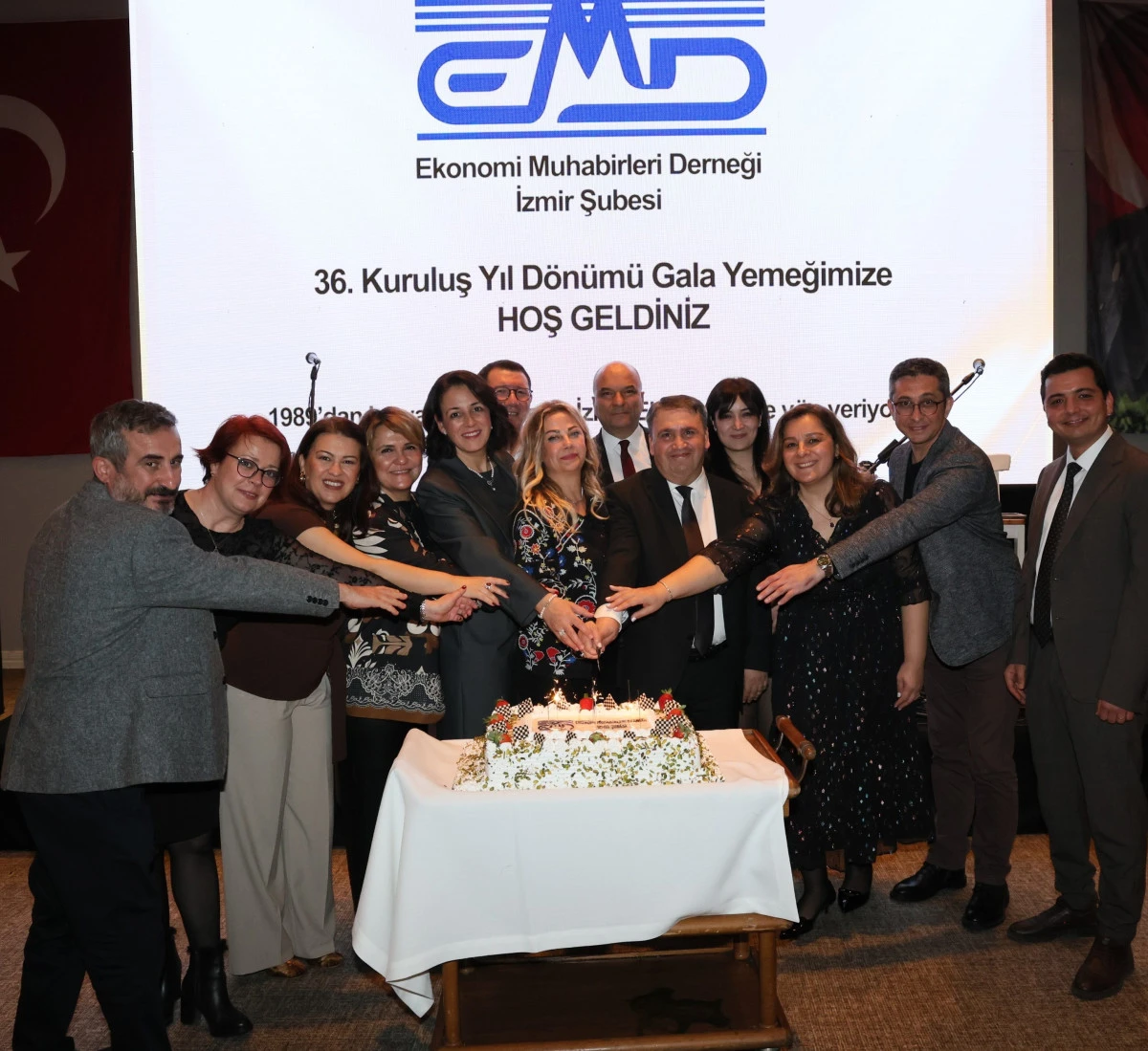 EMD İzmir şubesi, 36. kuruluş yıld&ouml;n&uuml;m&uuml;n&uuml; Fo&ccedil;a&rsquo;da kutladı