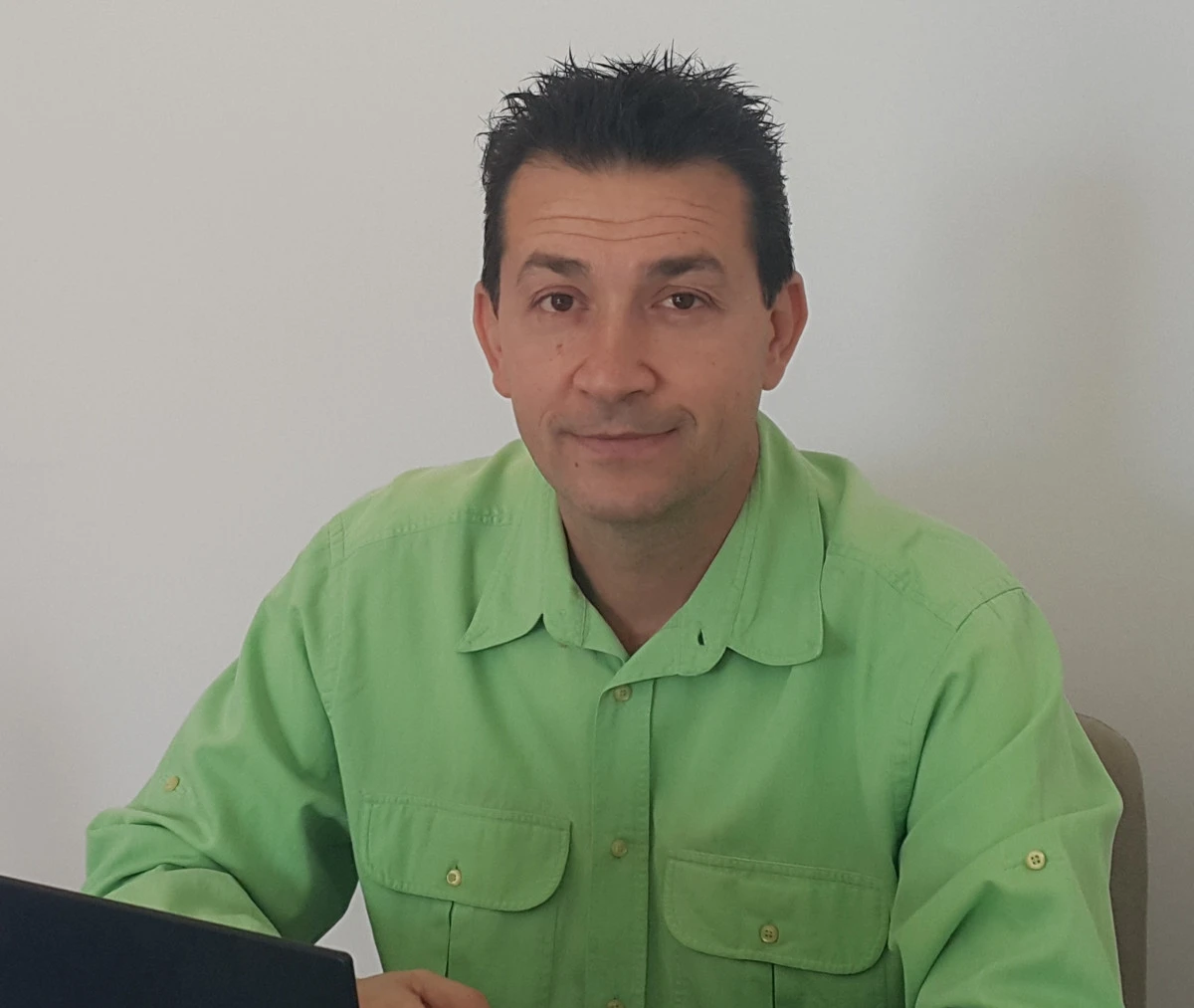 E&Uuml;&rsquo;l&uuml; akademisyenler diş &ccedil;&uuml;r&uuml;klerini tespit eden cihaz geliştirdi