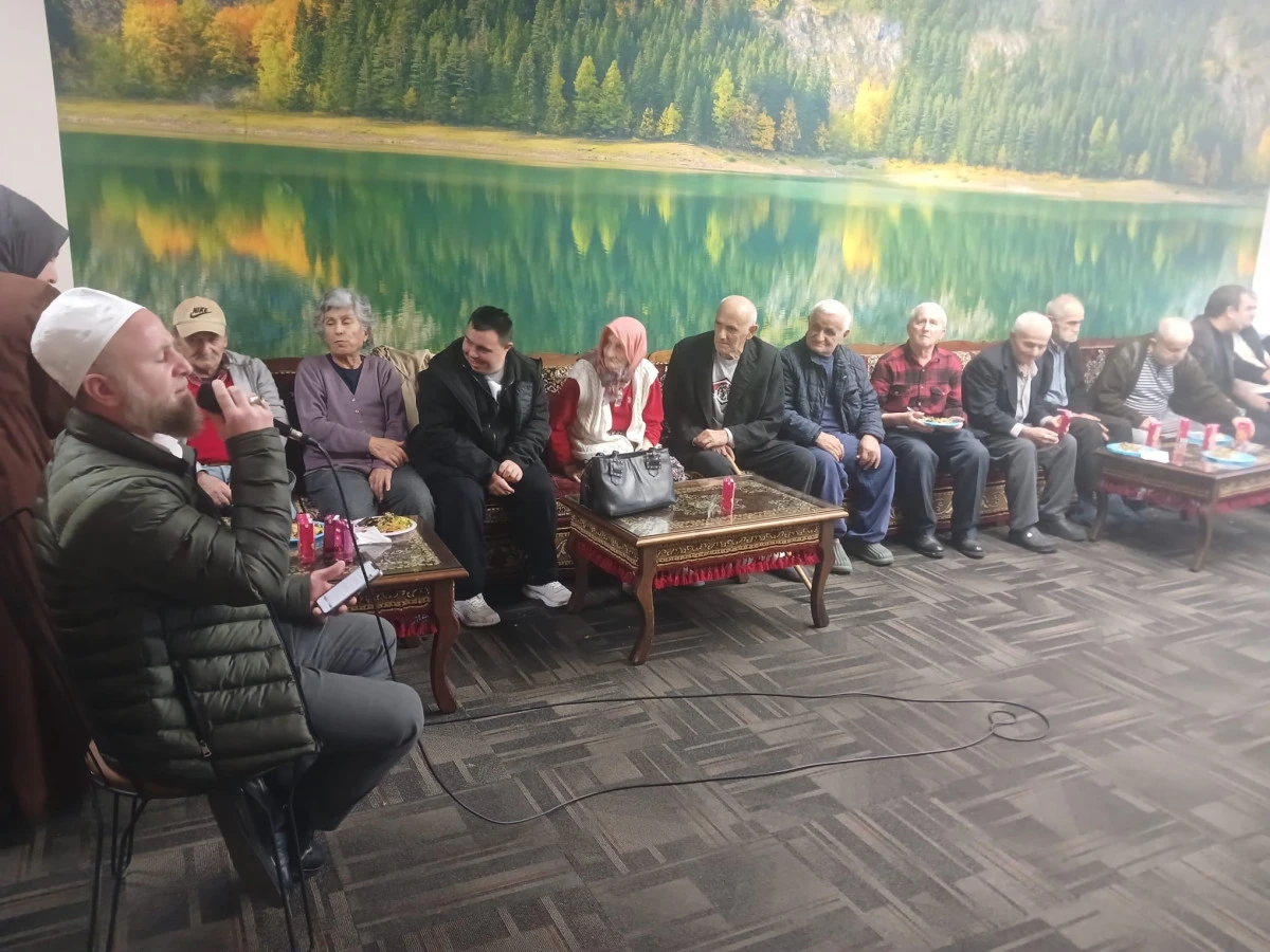 G&uuml;zelyalı&rsquo;dan Huzurevine Ziyaret