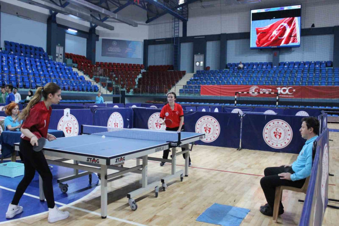 Karadeniz'in o ilinde masa tenisi turnuvası bölge finali yapıldı