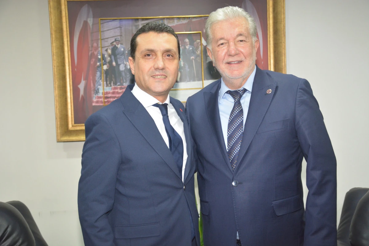 Mobilya ve mararangozlar k&uuml;&ccedil;&uuml;k sanayi sitesi istiyor