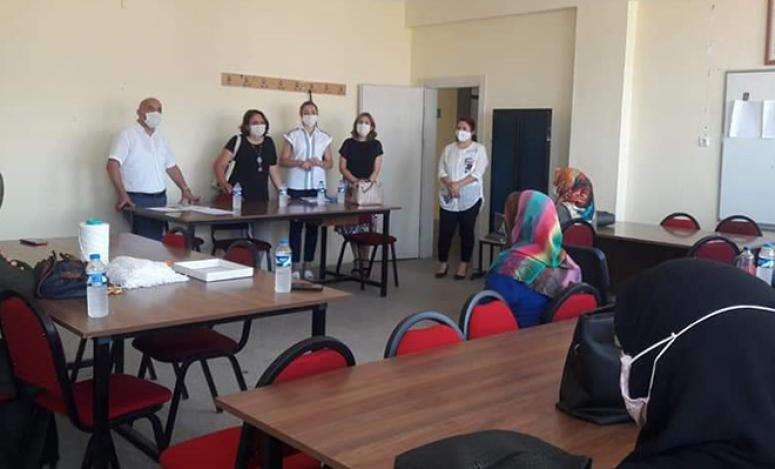 PİRAZİZ'DE MASKE DİKİM KURSU BAŞLADI