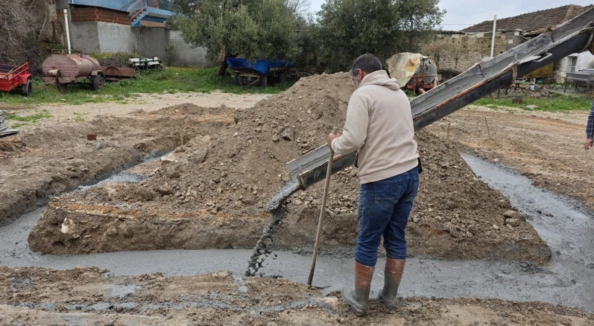 Saruhanlı Belediyesi&rsquo;nden Sarı&ccedil;am Mahallesine yeni yatırım