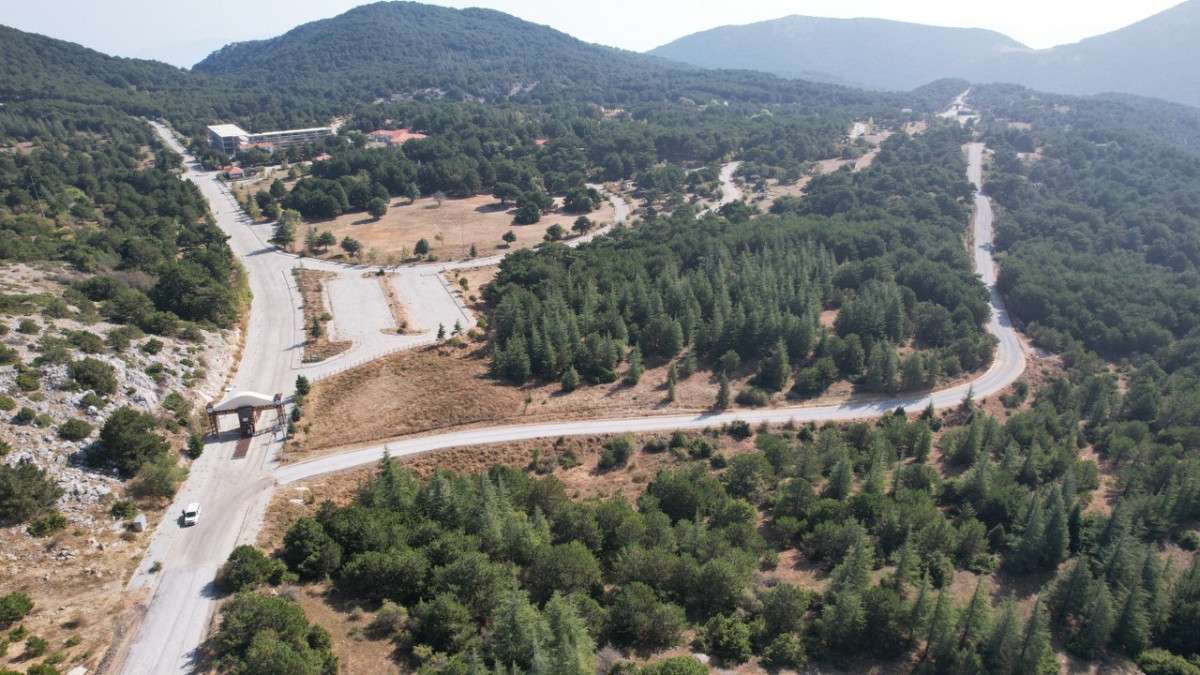 Şehzadeler kentinin turizm merkezlerinden biri olan Spil Dağına kolay ulaşılacak