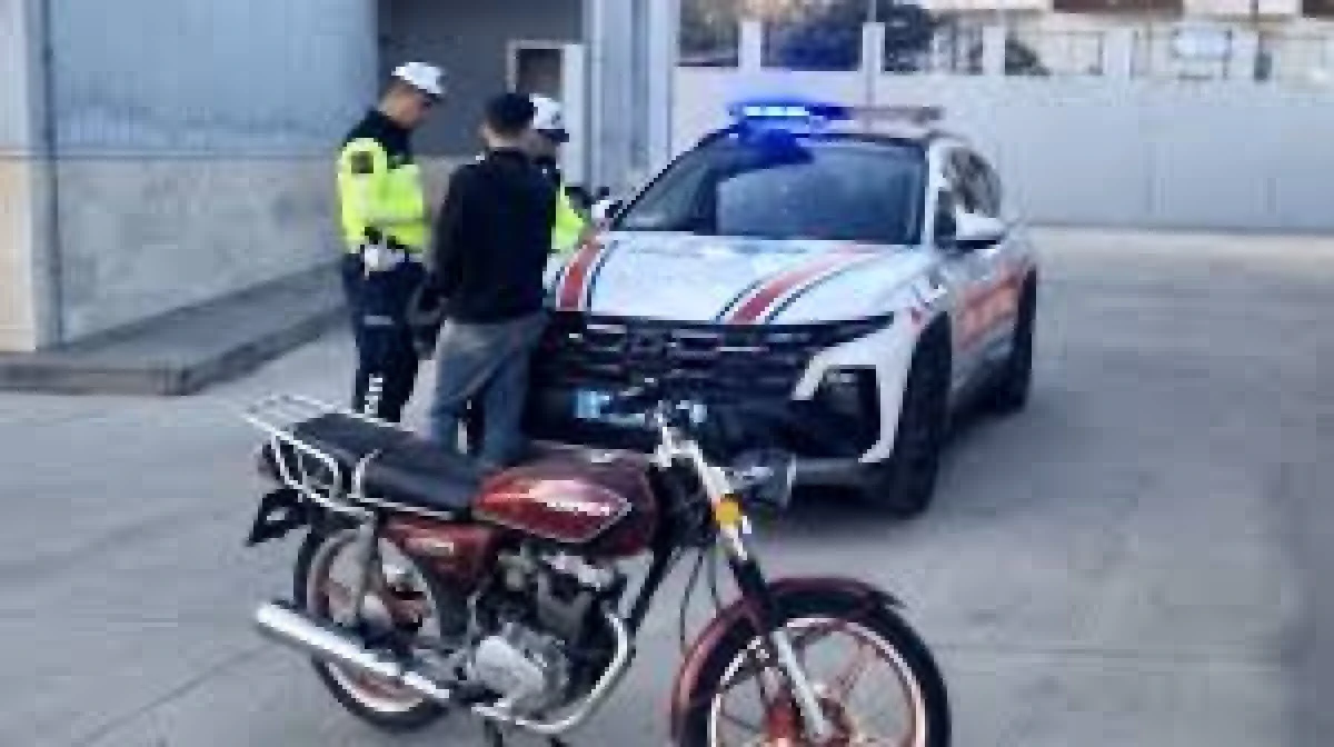 Sinop'ta trafiği tehlikeye düşüren motosiklet sürücüsüne 5 bin 146 lira ceza verildi