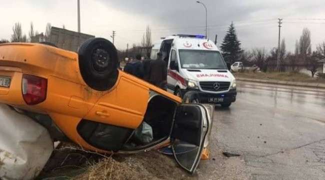 Takla atan taksideki 1 kişi öldü, 2 kişi yaralandı